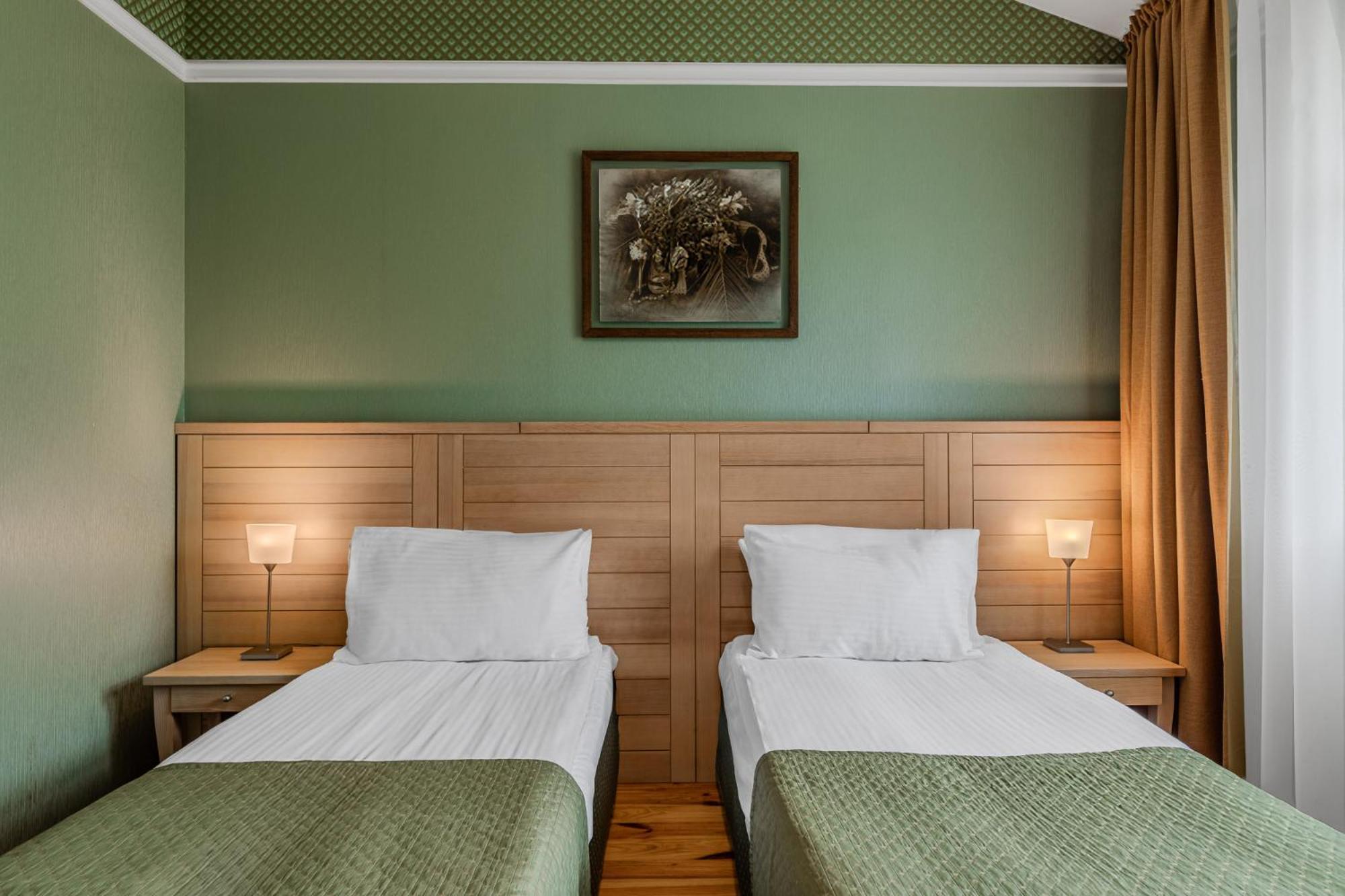 Seasons Spa Boutique Hotel Kozyn Стая снимка
