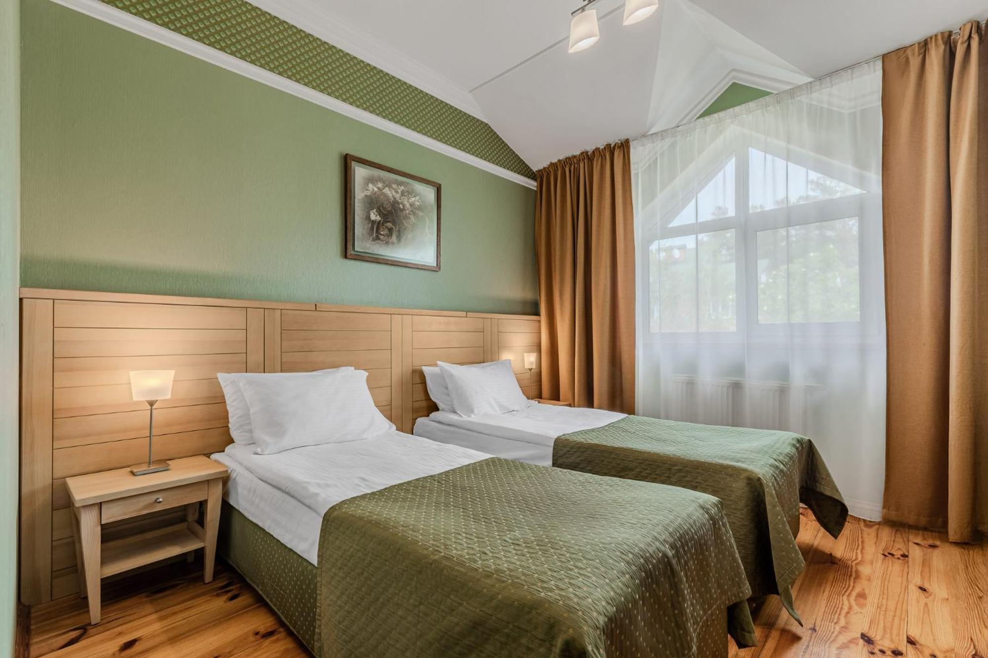 Seasons Spa Boutique Hotel Kozyn Стая снимка