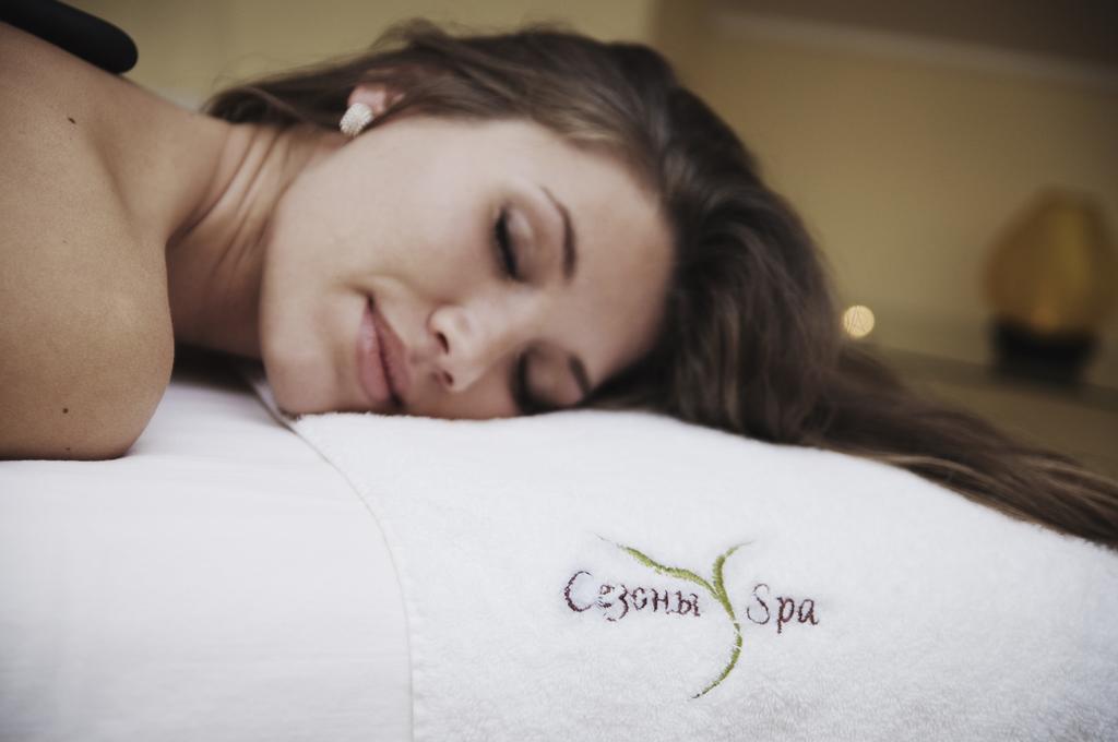 Seasons Spa Boutique Hotel Kozyn Екстериор снимка